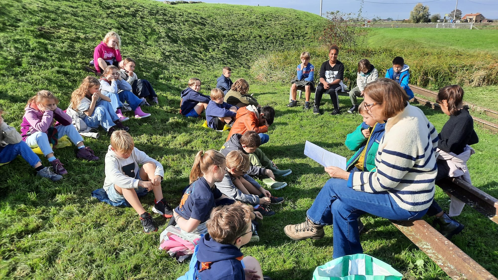 L4 bezoekt de IJzertoren en de Dodengang.