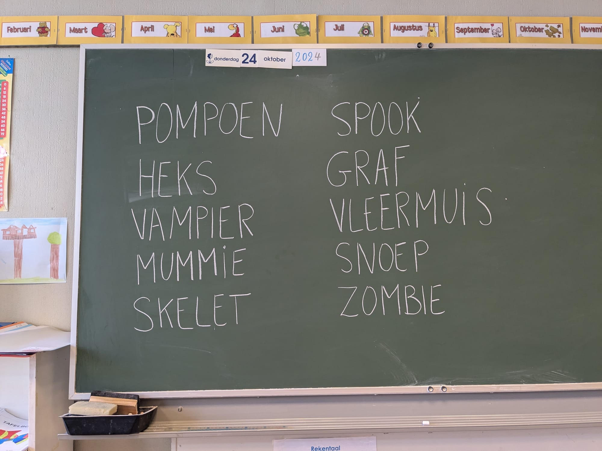 L3B Halloween figuren in houtskool