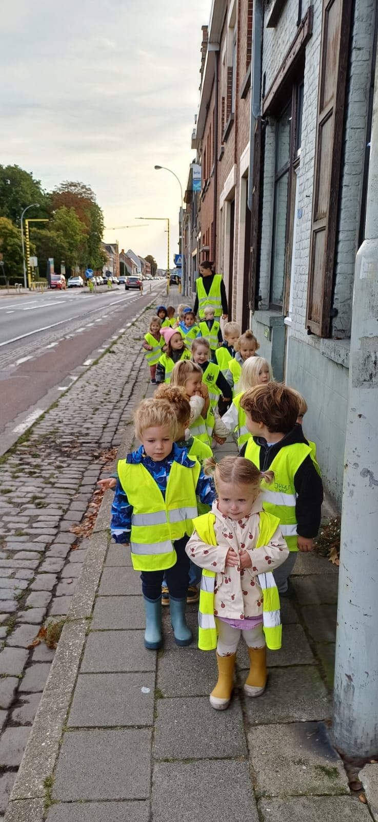 Wie zag die kleine vriendjes al op onze school....