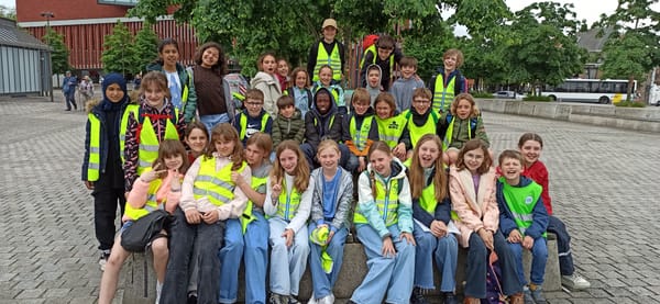 L5 gaat op leerwandeling met L2